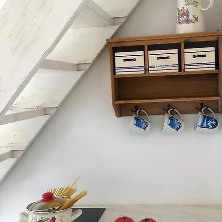 Thera Incognita Apartment