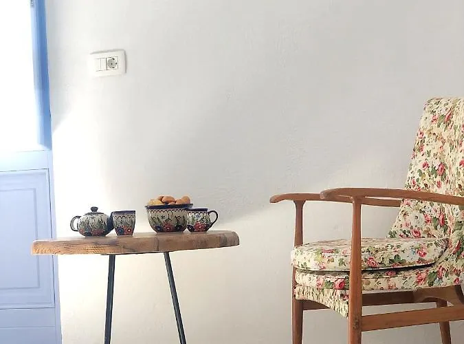 Thera Incognita Studios *