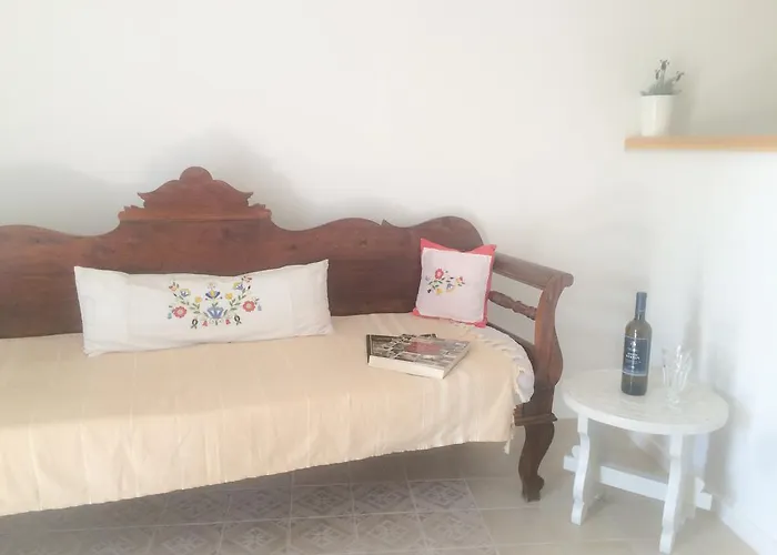 Thera Incognita Apartament *