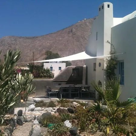 Apartment Thera Incognita Perissa (Santorini)